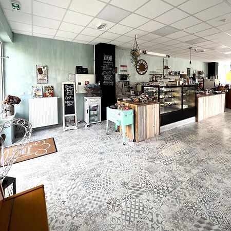Cozy Stay Apartment Тренчин Экстерьер фото