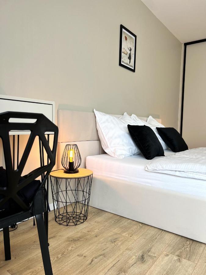 Cozy Stay Apartment Тренчин Экстерьер фото