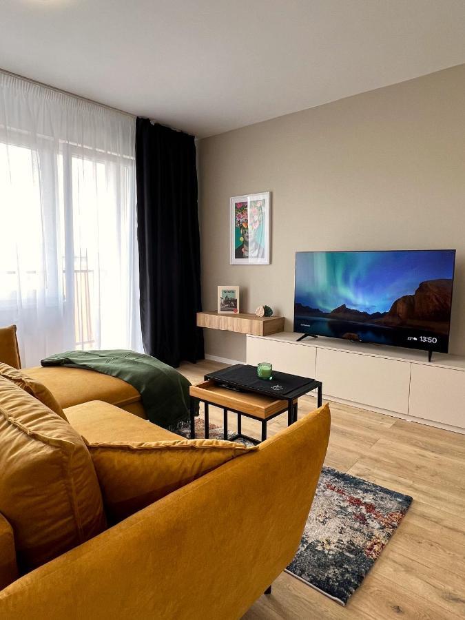 Cozy Stay Apartment Тренчин Экстерьер фото