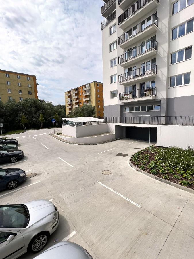 Cozy Stay Apartment Тренчин Экстерьер фото