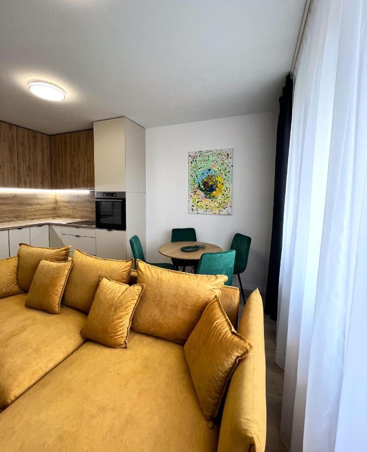 Cozy Stay Apartment Тренчин Экстерьер фото