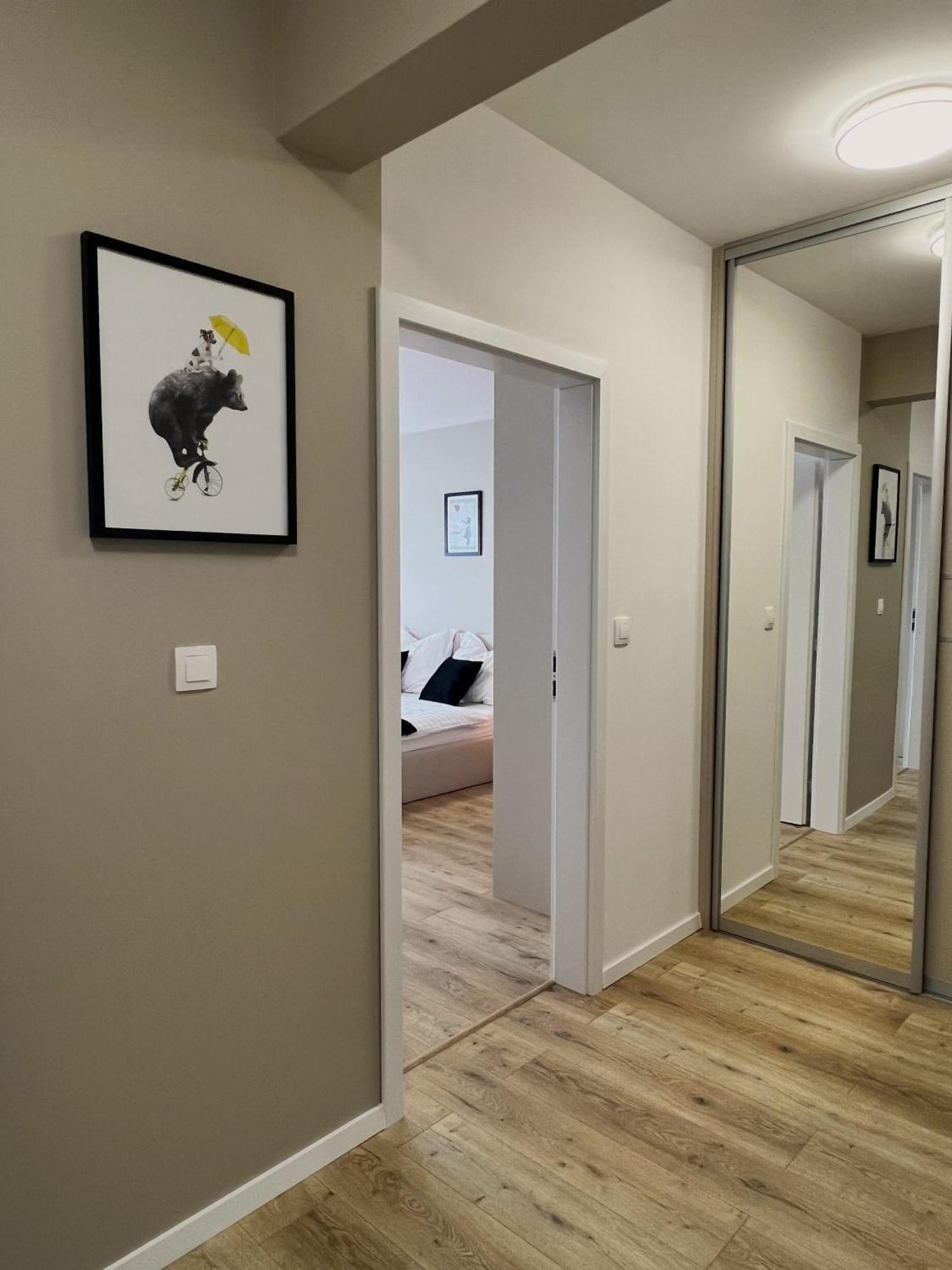Cozy Stay Apartment Тренчин Экстерьер фото