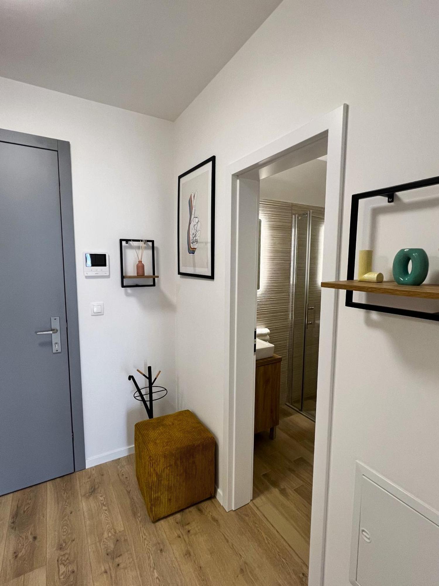 Cozy Stay Apartment Тренчин Экстерьер фото