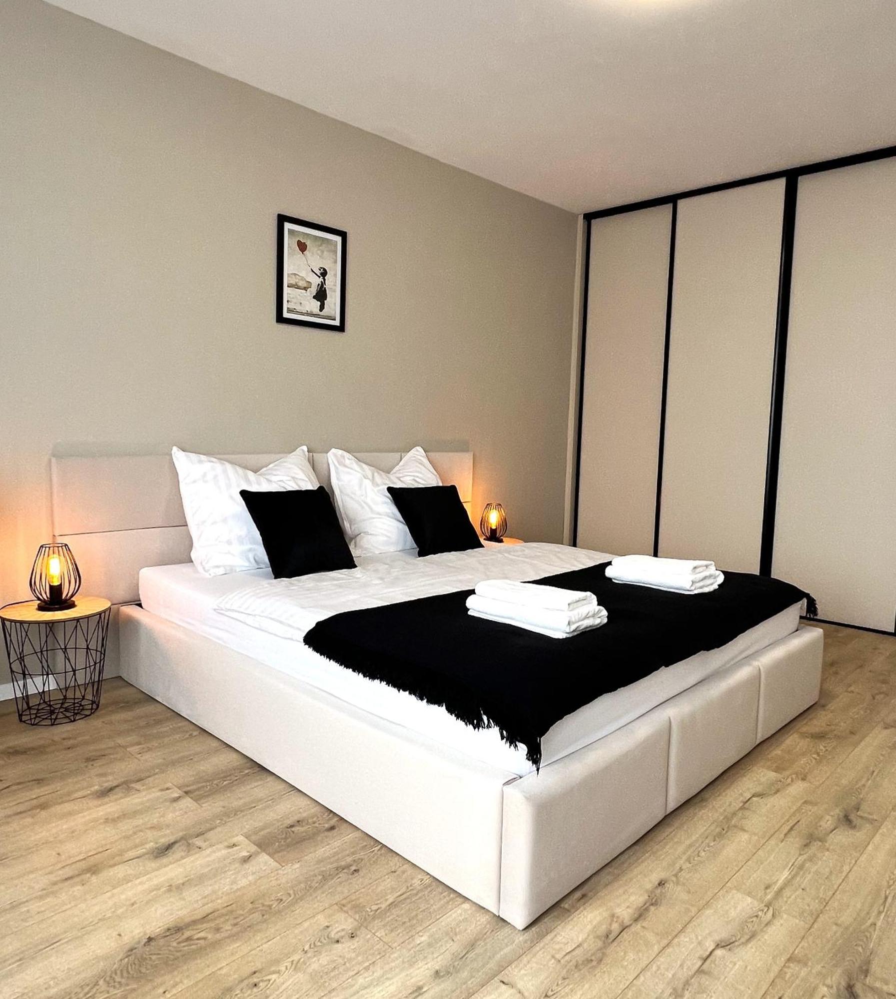 Cozy Stay Apartment Тренчин Экстерьер фото